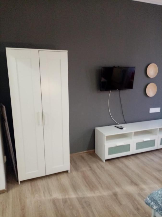 Luxus Apartaments Europe In Piata Universitate ブカレスト エクステリア 写真